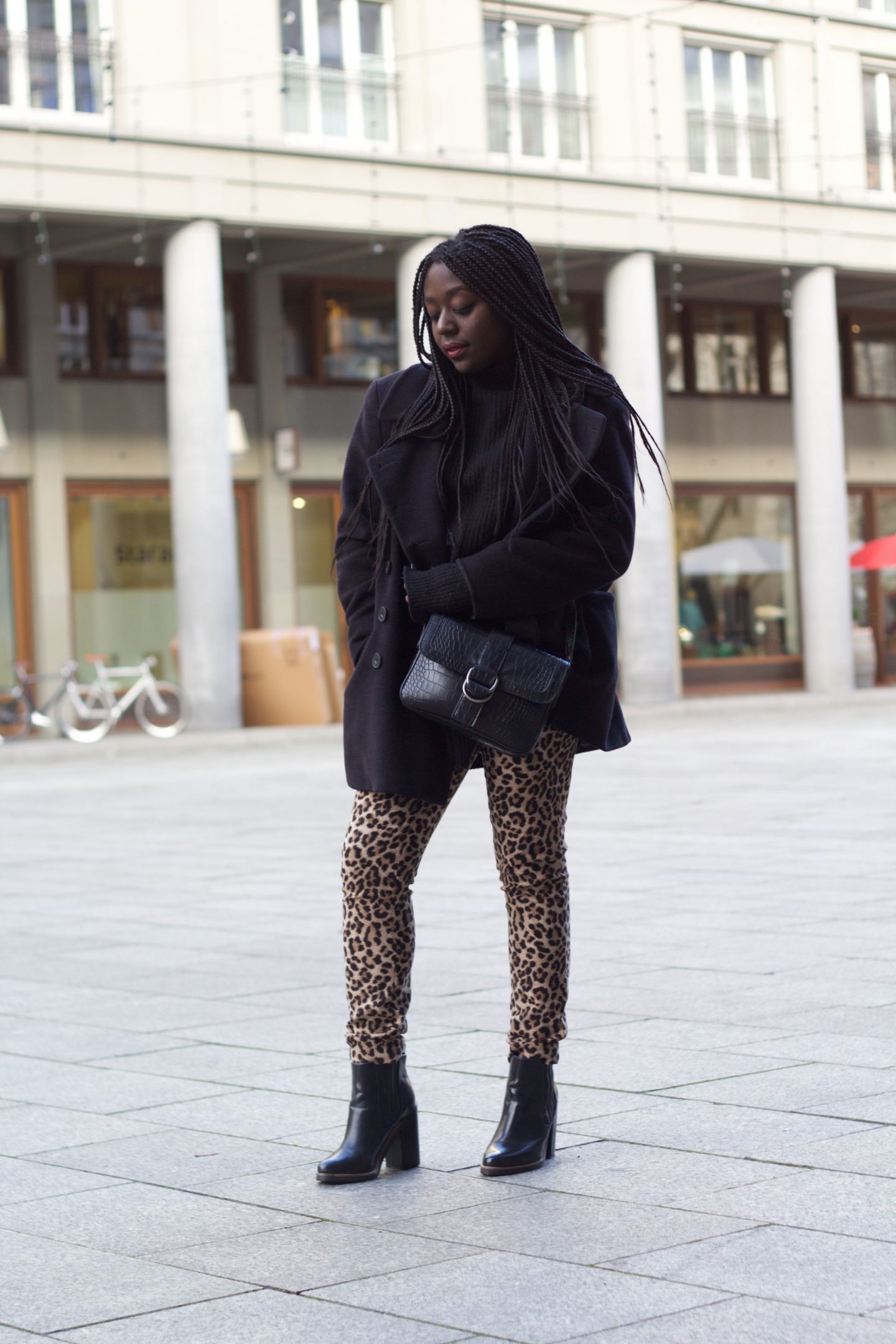 lois opoku leo pants winter streetstyle fashion blog