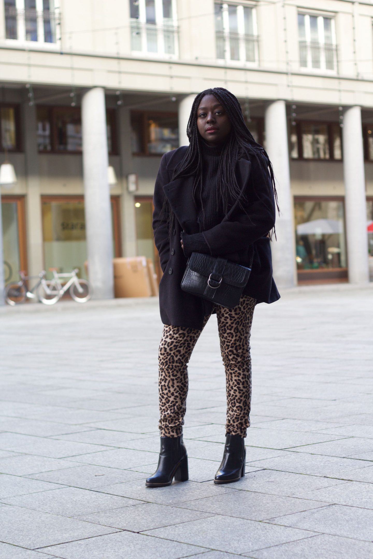 lois opoku leo pants winter streetstyle fashion blog