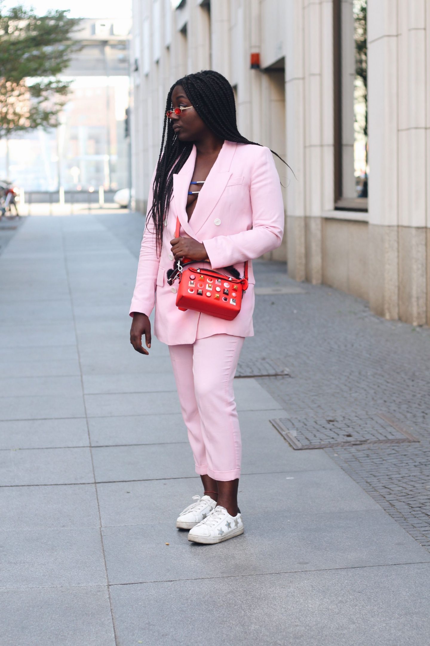 Lois_Opoku_pink_suit_fendi_by_the_way_bag_fasion_week_street_style_lisforlois_6