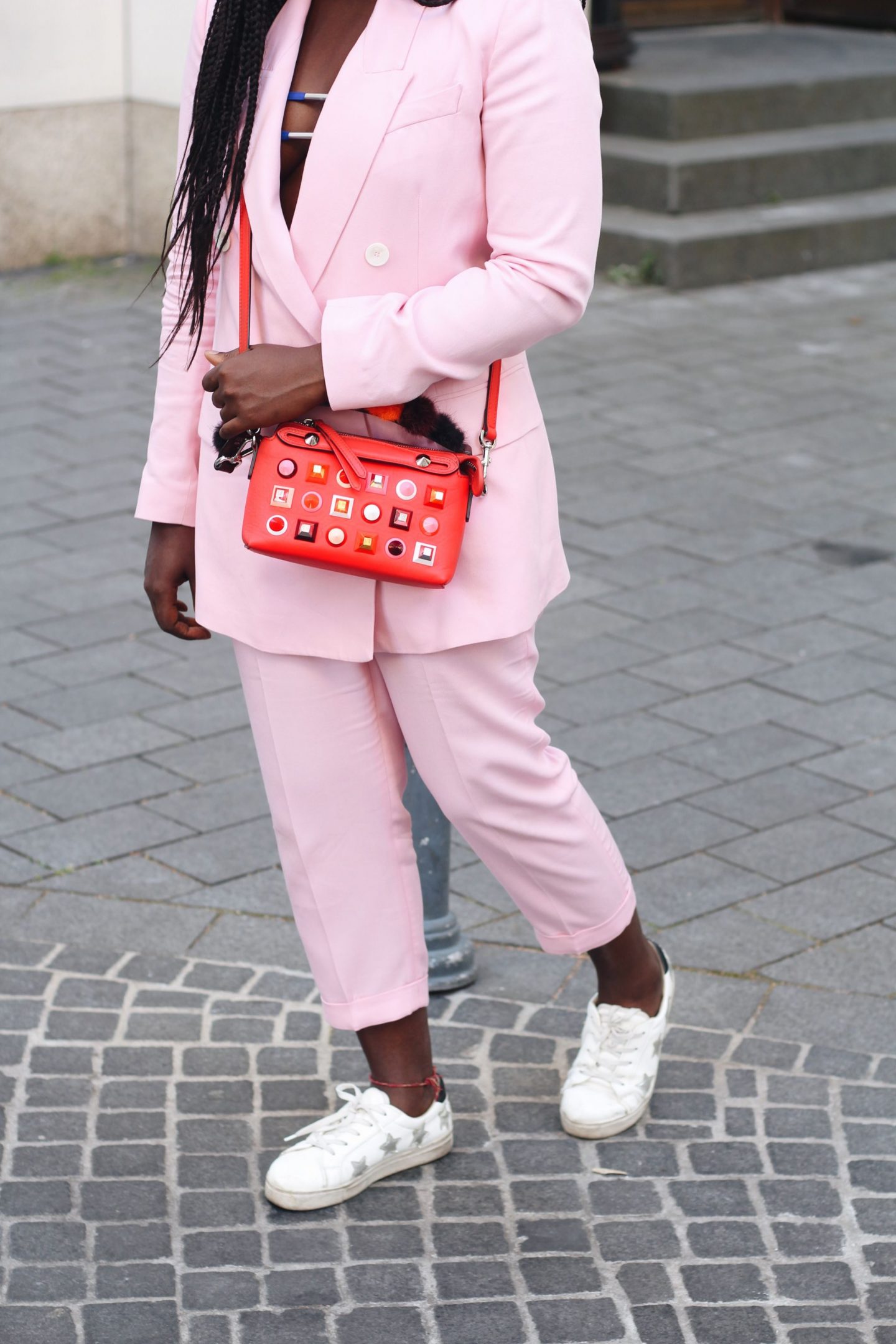 pink_suit_fendi_by_the_way_bag_fasion_week_street_style_lisforlois