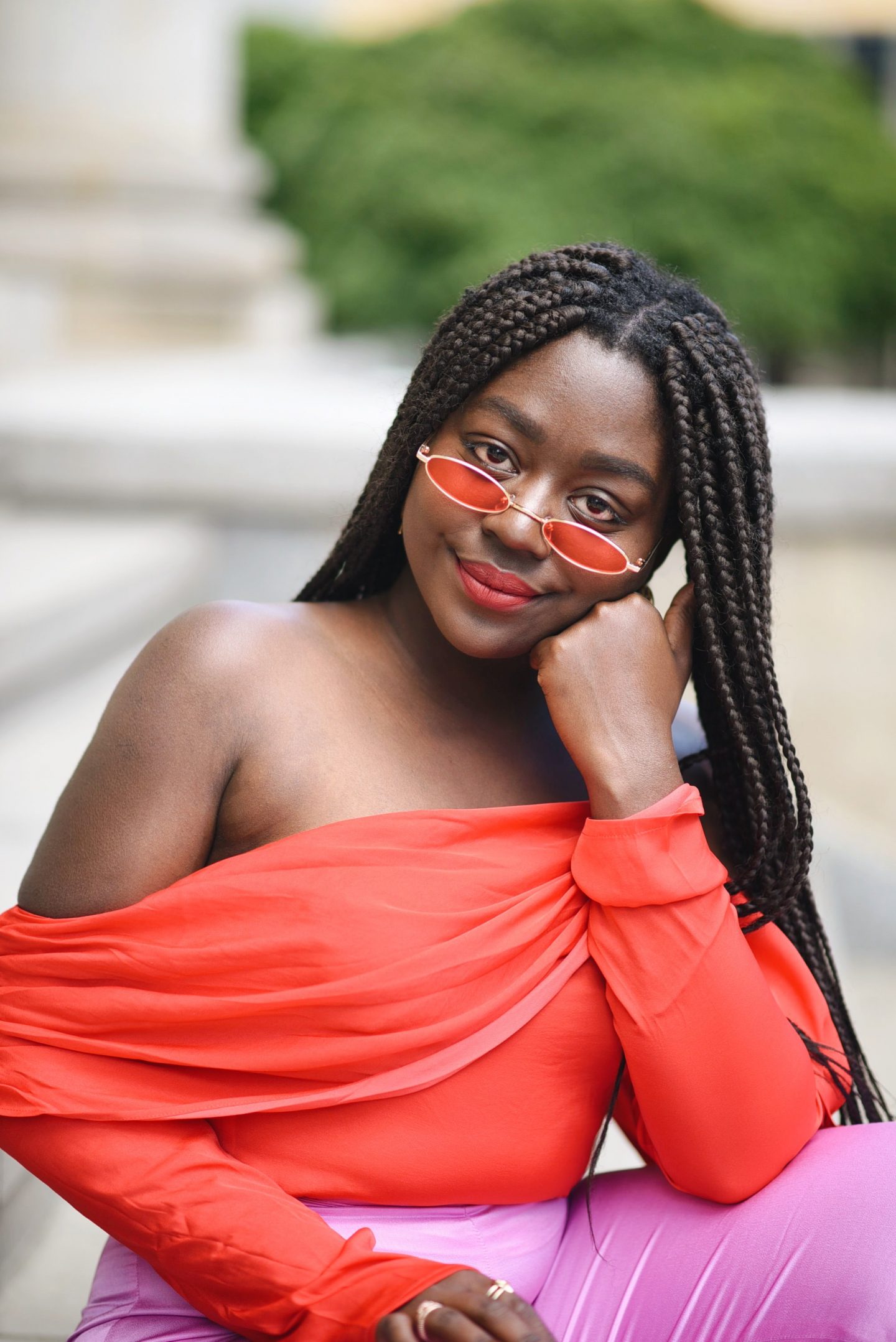 Lois-Opoku-micro-sunglasses-trend_